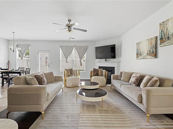 5th image of 565 Dasheill Ln