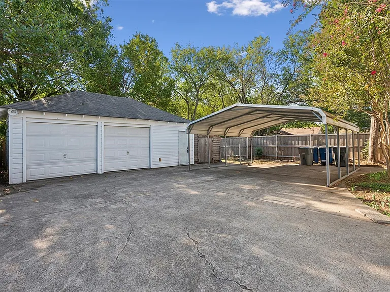 6132 Victor St — Photo 28