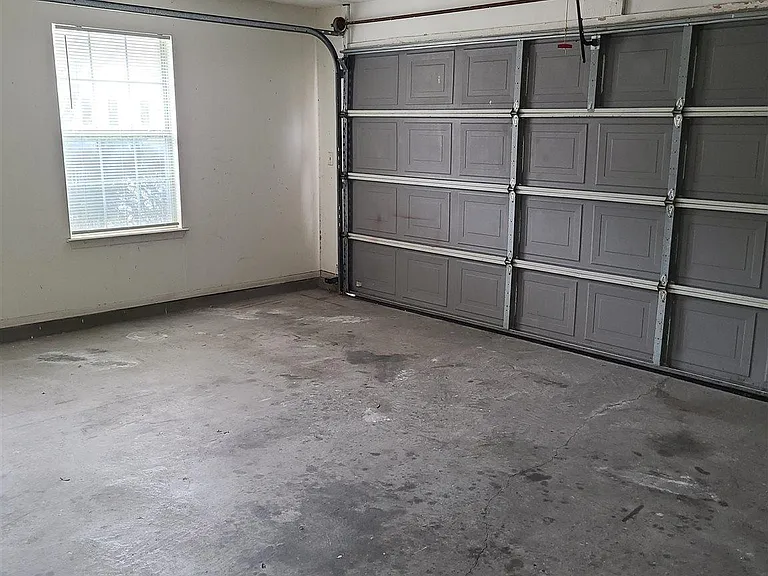 112 Mirabelle Cir — Photo 23