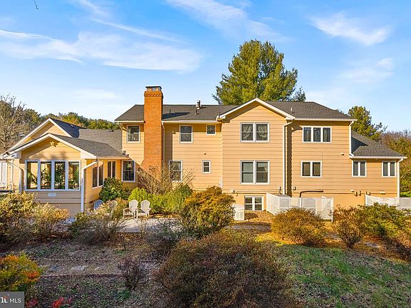 2nd image of 16764 Hillsboro Rd