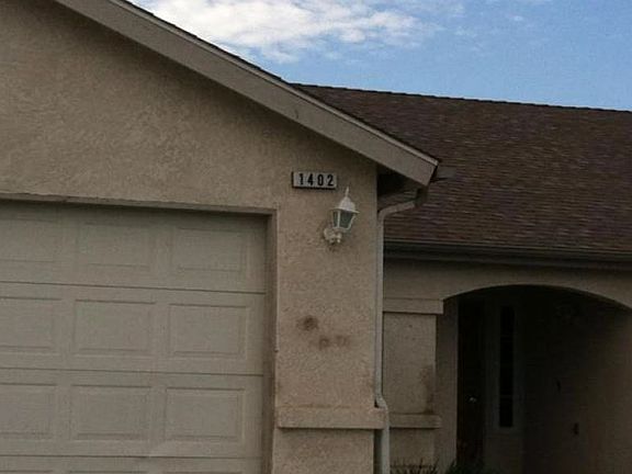 5th image of 1402 Armstrong Dr
