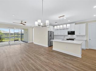 10279 Bonavie Cove Dr, Fort Myers, FL 33966