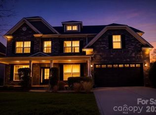 4624 Pebble Run Dr, Matthews, NC 28105