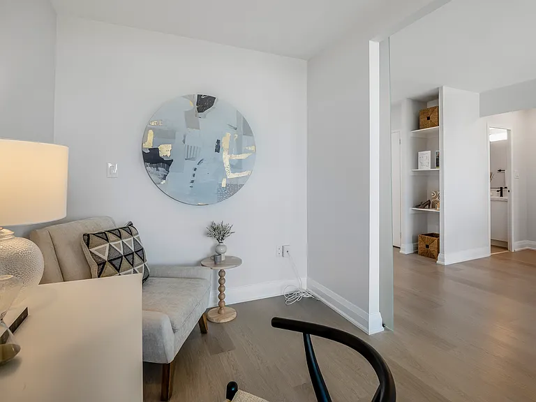 377 Ridelle Ave — Photo 12