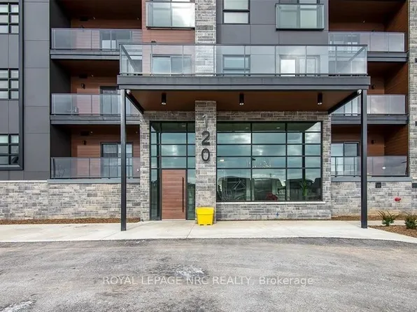 120 Summersides Blvd #300, Pelham, ON L0S 1E6
