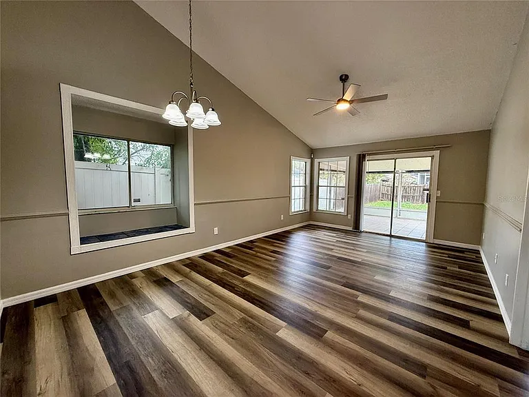 6521 Garden Spring Ct — Photo 5