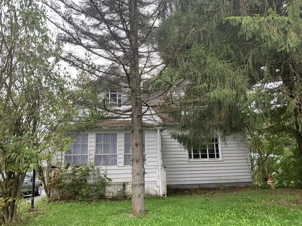 3270 William Penn Ave, Johnstown, PA 15909
