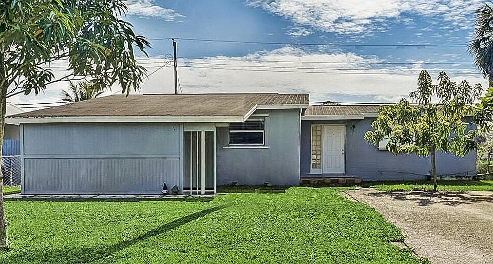 1st image of 558 Caroline Avenue