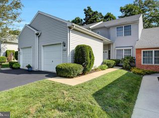 1033 Pond Ridge Dr, Harrisburg, PA 17111