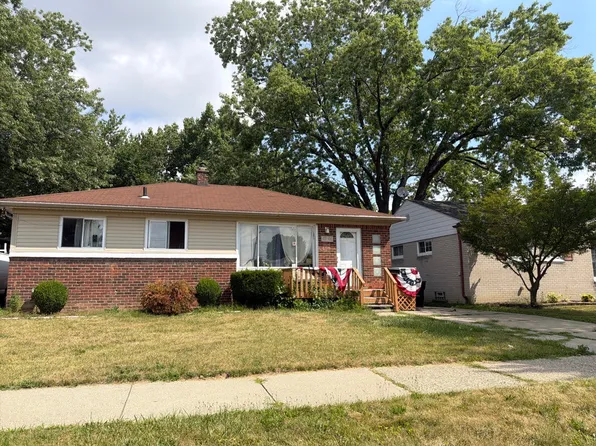 18201 Marquette St, Roseville, MI 48066