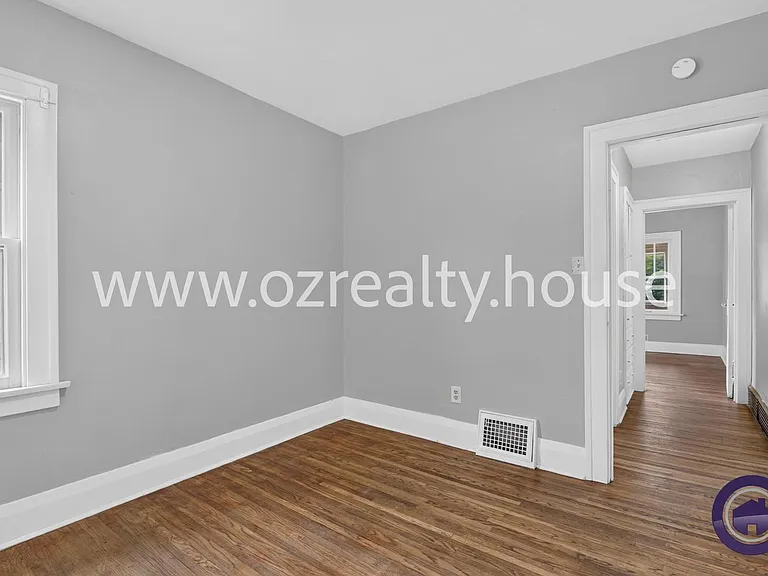 3644 Leybourn Ave — Photo 16