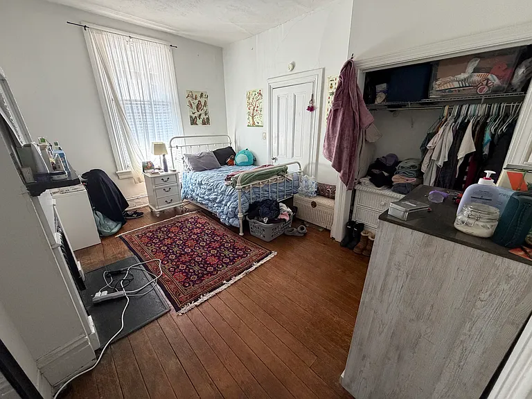 337 S Laurel St — Photo 8