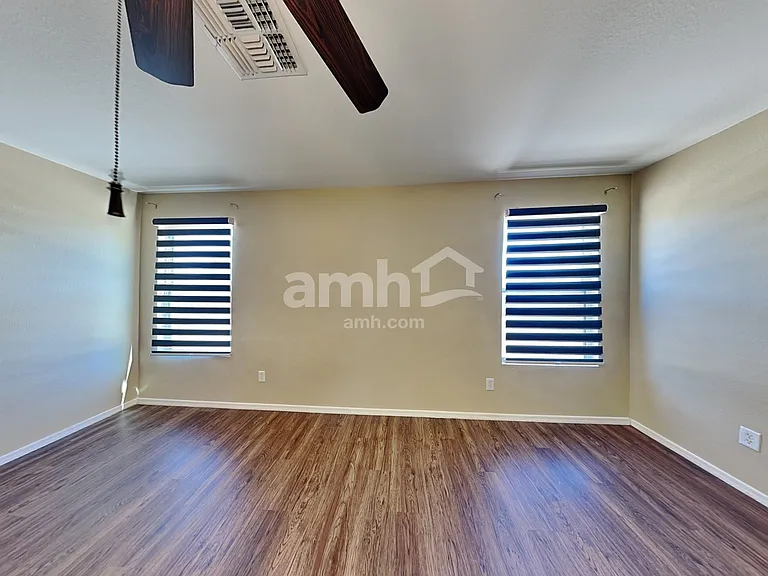 5020 E Butterweed Dr — Photo 11