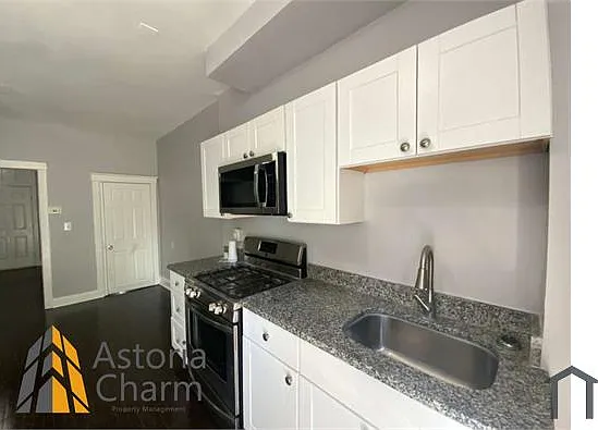 519 Beaumont Ave — Photo 10