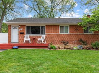 29547 Brown Ct, Garden City, MI 48135