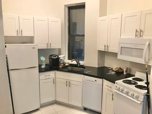 Rented by New York City Apartments | media 12