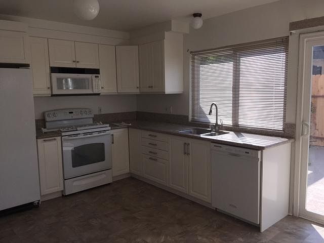 1st image of 10671 Esmeraldas Dr