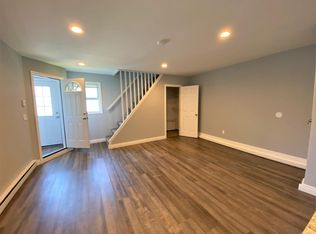 109 Inverness Rd, Holbrook, NY 11741