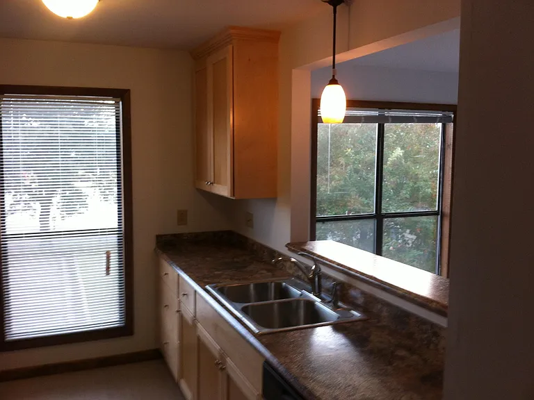 2913 Bente Way — Photo 6