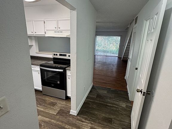 3rd image of 1715 NE 2nd St