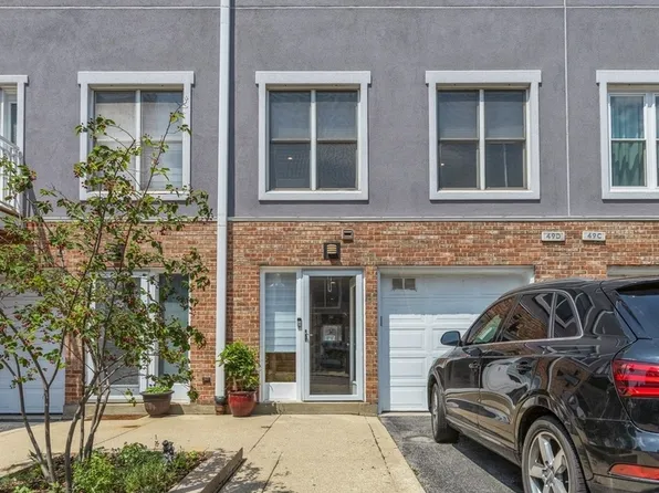 49 W 15th St APT D, Chicago, IL 60605