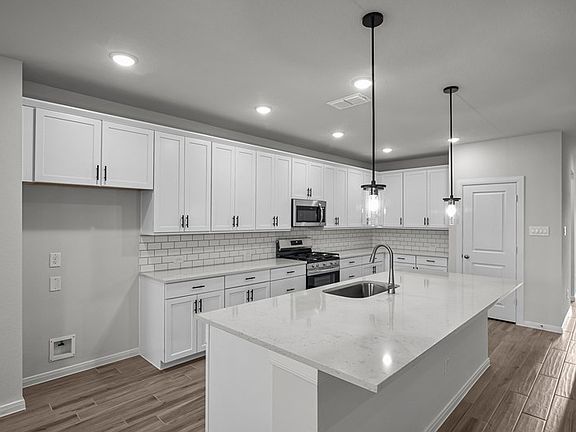 The Sagebrook - Kitchen