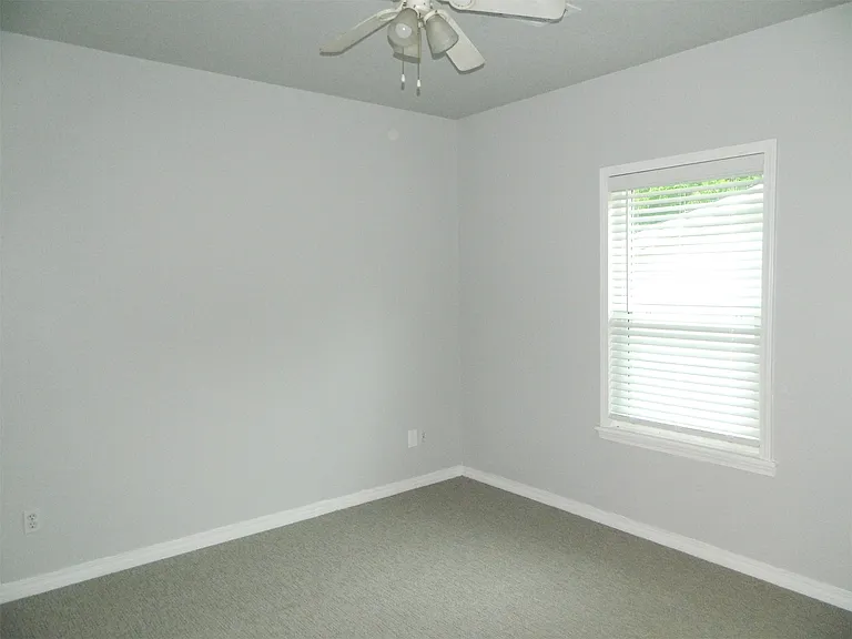 1302 W Exchange St — Photo 19