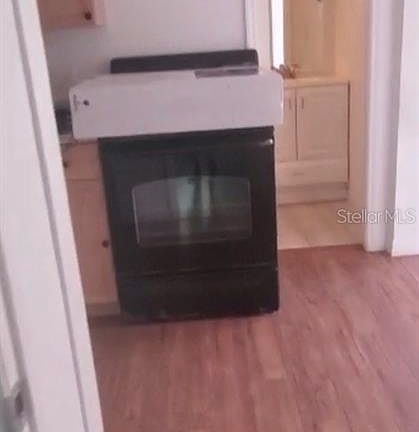 3rd image of 6441 Willow Wood Ln