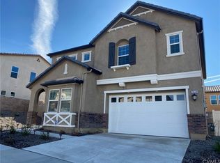 24548 Acadia Dr, Corona, CA 92883