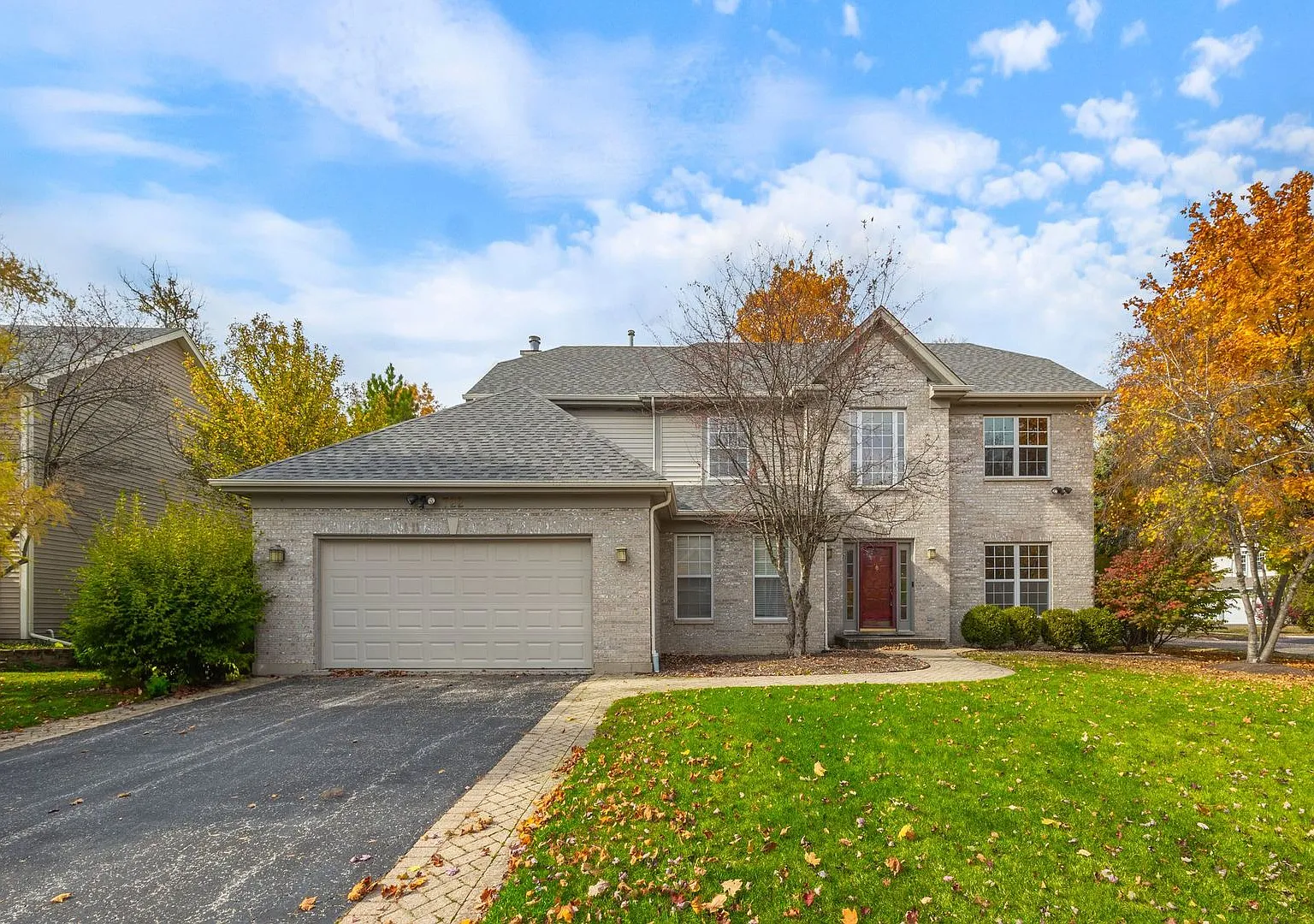 4 bed, 2.5 bath, 4516 sqft, $4,095 — Photo 1