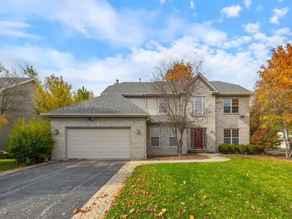 722 Aster Dr, Gurnee, IL 60031