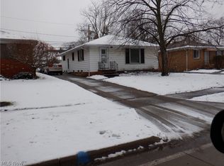 5560 E 141st St, Maple Heights, OH 44137