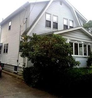 2nd image of 14 Stacy St