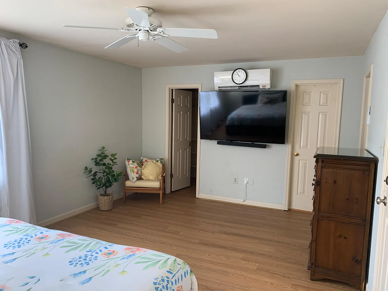 3 bed, 2.0 bath, 2634 sqft, $1,694 — Photo 3