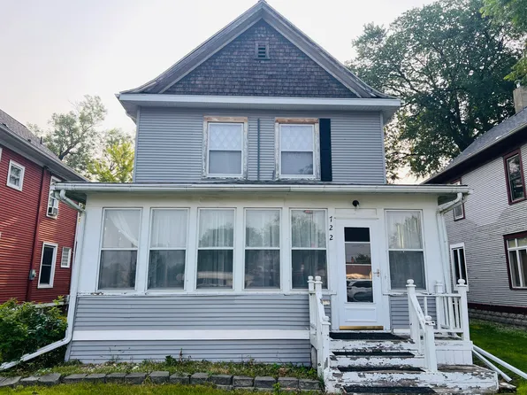 722 N Main St, Aberdeen City, SD 57401