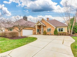 125 Provence Point, Akron, OH 44333