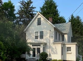 201 E Village Rd, Monroe, CT 06468