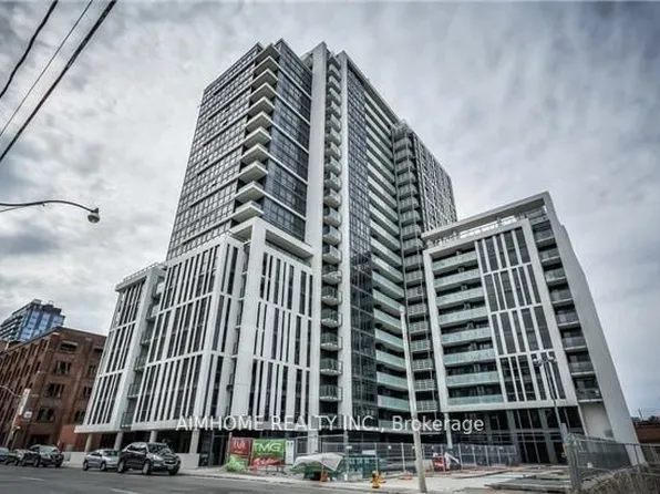 400 Adelaide St E, Toronto, ON