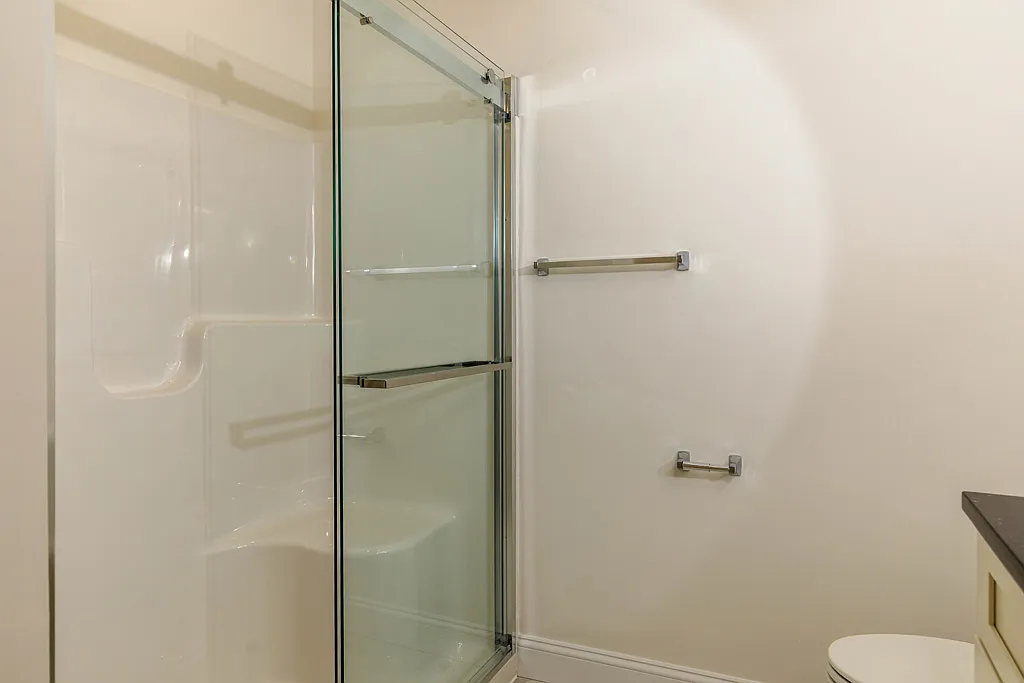 2 bed, 910 sqft, $2,495 — Photo 2