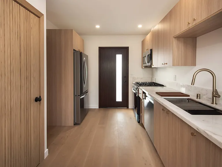 3740 Cherrywood Ave — Photo 1