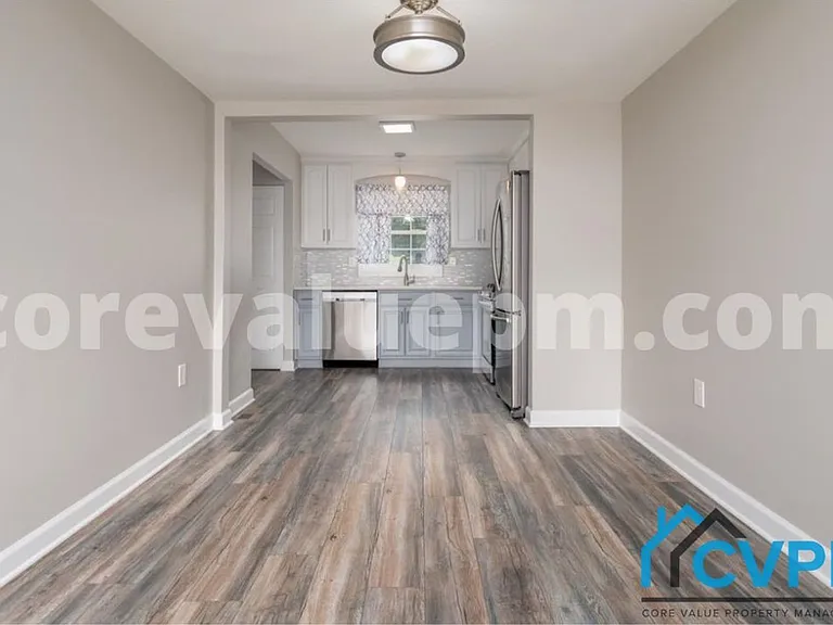 1617 Mount Airy Ct — Photo 7