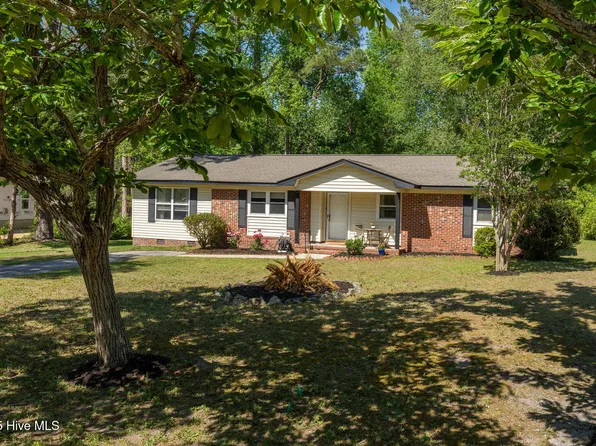 1310 Carlyle Lane, Wilmington, NC 28405