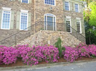 1682 Summit Glen Ln, Atlanta, GA 30329