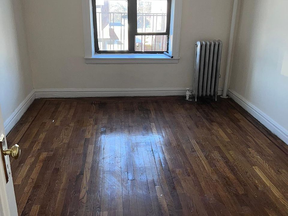 1st image of 150 W 195th St APT 3D
