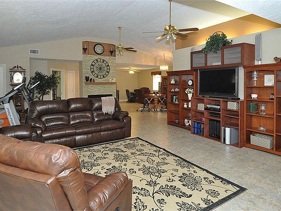 3rd image of 21398 W Martin Dr
