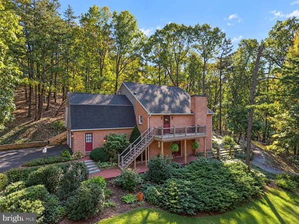 375 Clouser Hollow Rd, New Bloomfield, PA 17068