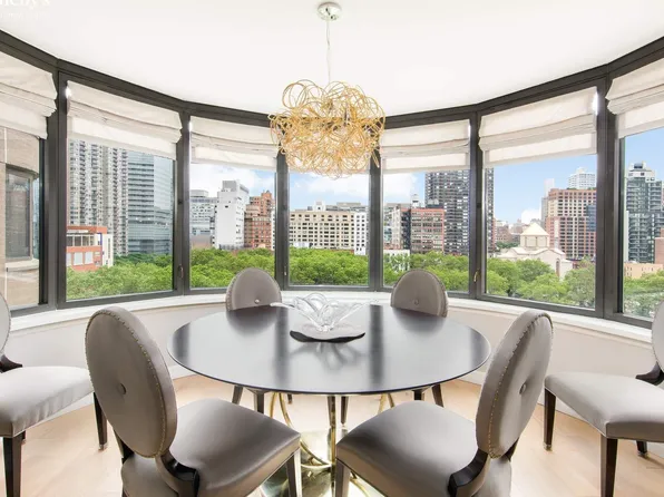 330 East 38th Street image 3 of 16