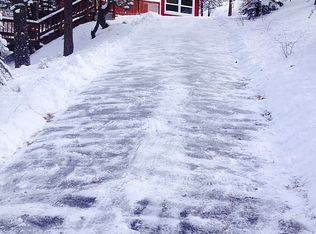 997 Chinook Rd, Fawnskin, CA 92333