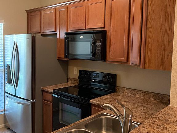 2nd image of 18818 N 34th Ln Unit 3