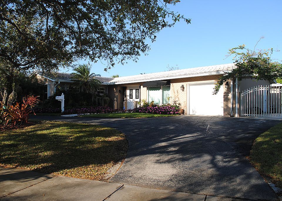 1st image of 15730 SW 87th Ave
